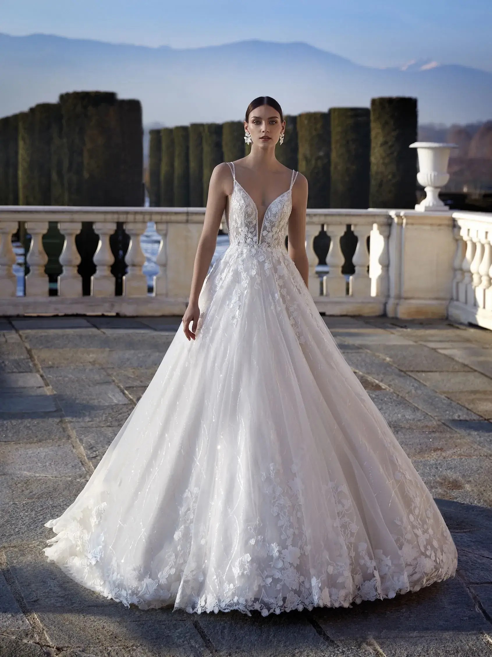 Privee By Pronovias