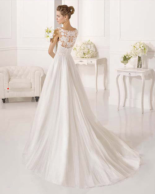 From Barcelona, Spain fashion and luxury get together to create a collection for the most demanding brides. The Adriana Alier wedding gowns from Rosa Clara have a style to satisfy all body types. Elegant bridal gowns that flatter and fit.