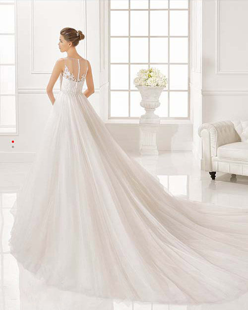 From Barcelona, Spain fashion and luxury get together to create a collection for the most demanding brides. The Adriana Alier wedding gowns from Rosa Clara have a style to satisfy all body types. Elegant bridal gowns that flatter and fit.