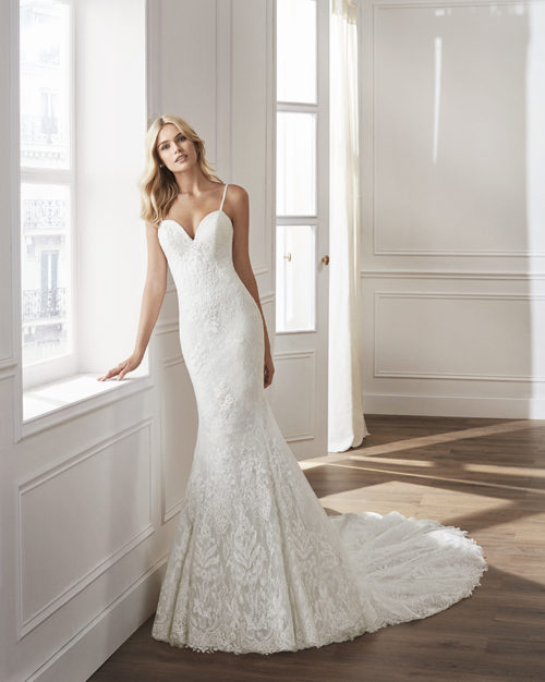 Bridal Gown - elegant lace melds traition with the latest in brial fashion