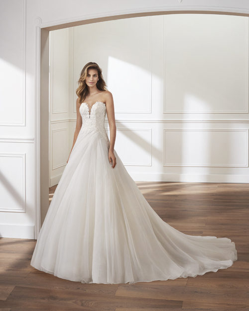 Bridal Gown- Princess cut, sleeveless, classic and lovely